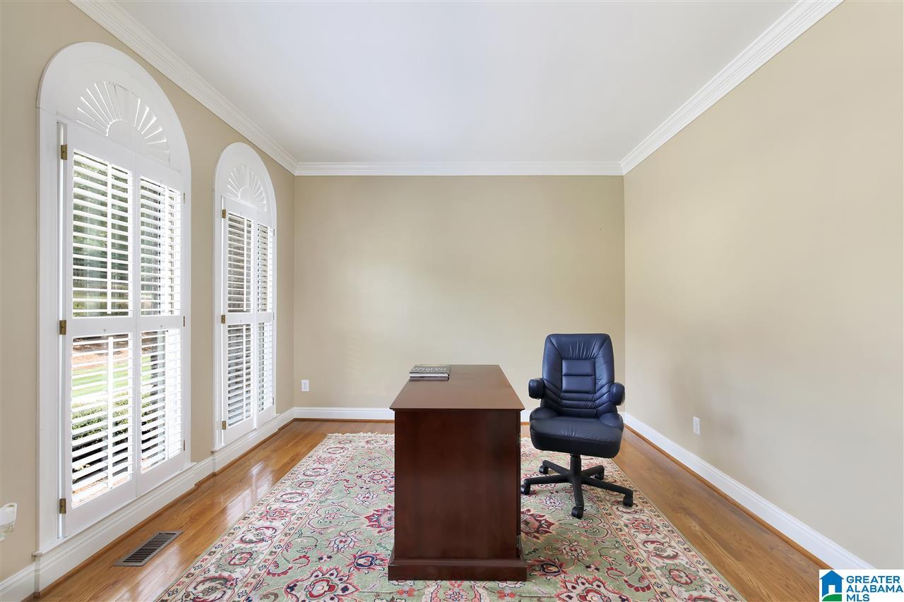 406 Woodward Road Trussville, AL 35173 - Photo 4 of 38