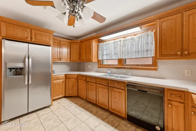 $239,900 | 1060 Dupuis Road, Breaux Bridge, LA 70517