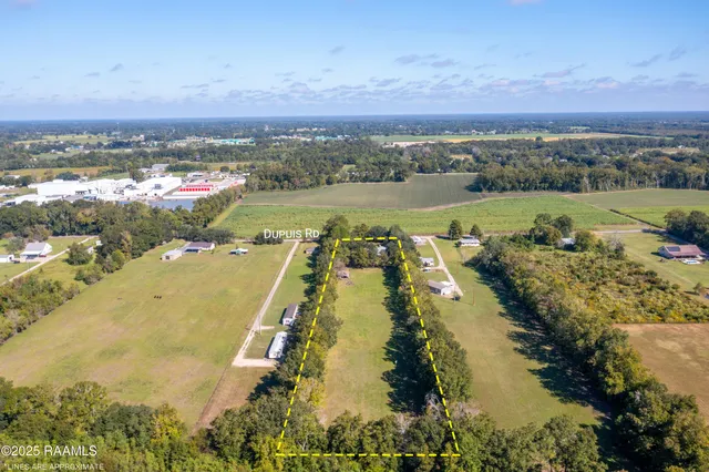 $239,900 | 1060 Dupuis Road, Breaux Bridge, LA 70517