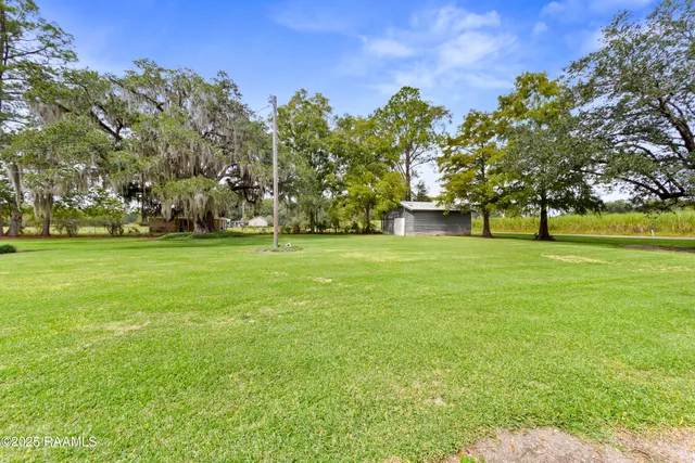 $239,900 | 1060 Dupuis Road, Breaux Bridge, LA 70517
