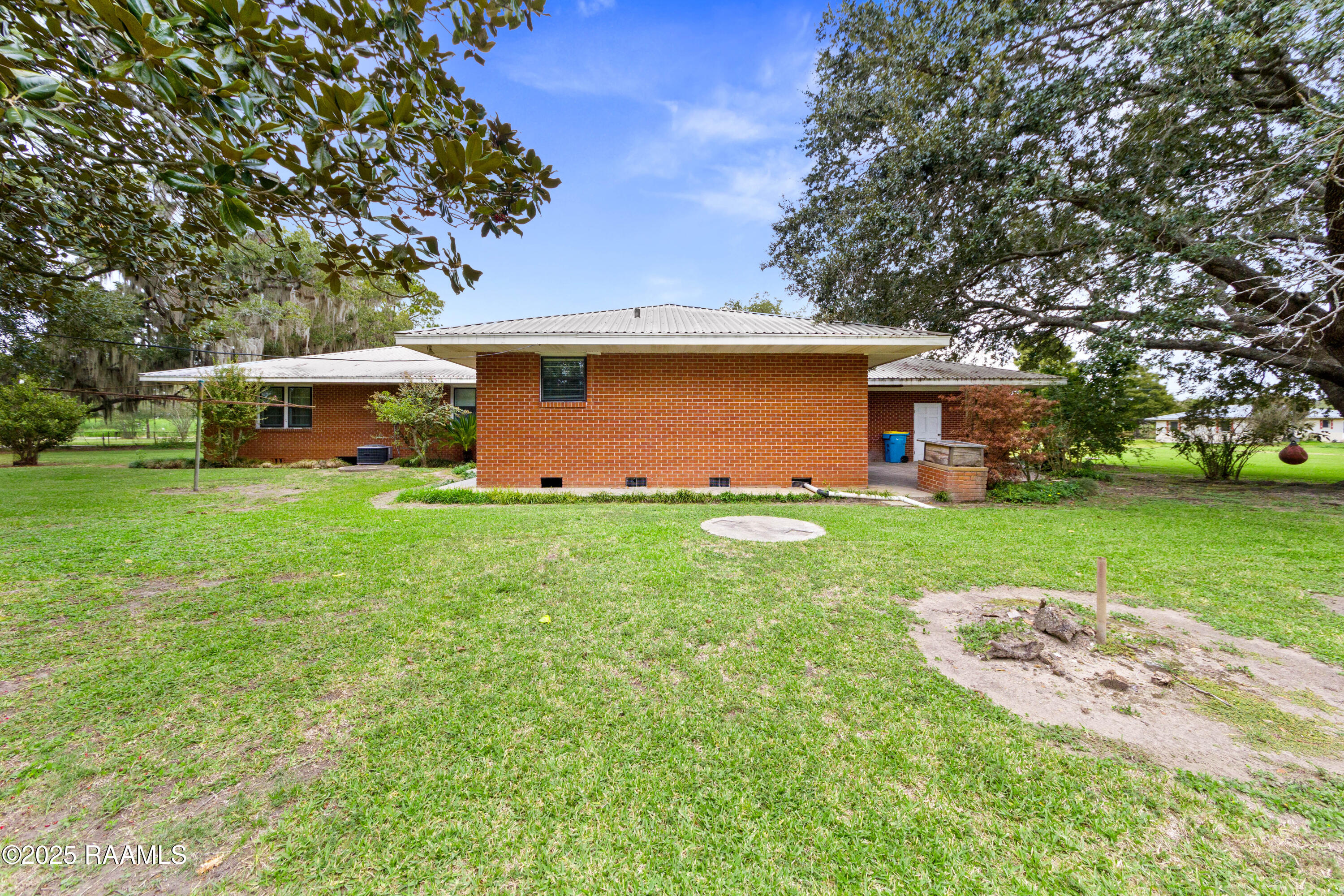 1060 Dupuis Road Breaux Bridge, LA 70517 - Photo 10 of 36 1060Dupuis-10