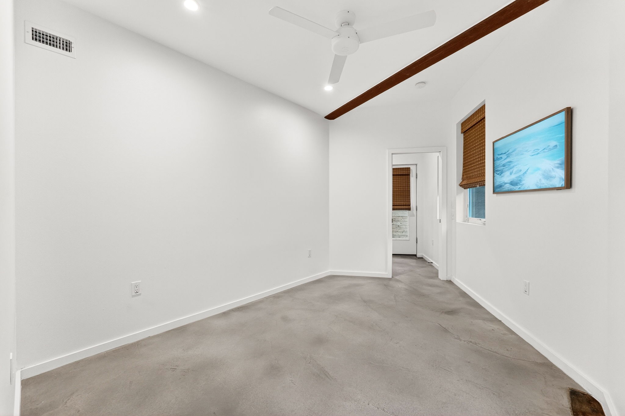 5505 Duval Street, Unit B Austin, TX 78751 - Photo 6 of 32 a view of an empty room