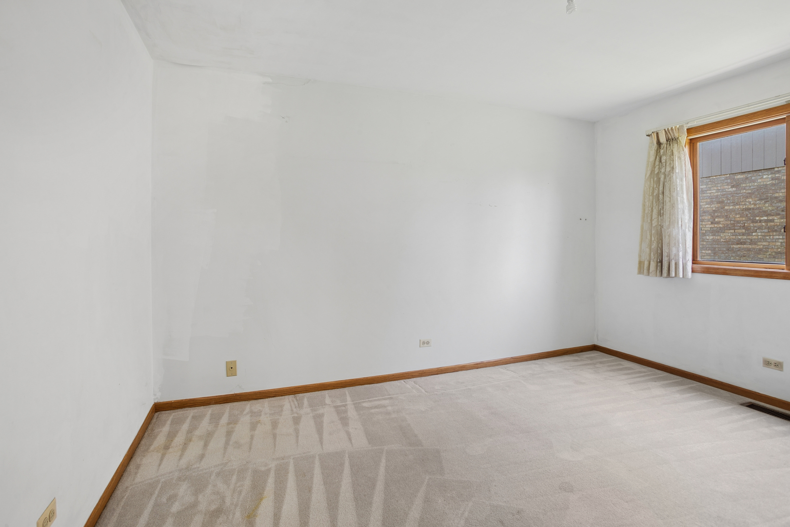 1280 Aspen Way Addison, IL 60101 - Photo 10 of 22