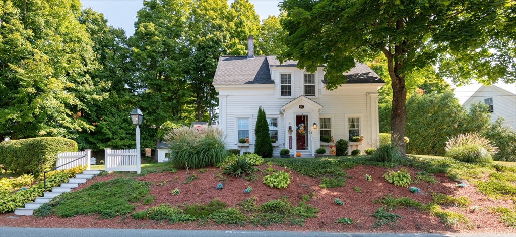 2 7 Star Road Groveland, MA 01834 - Photo 1 of 42 Gallery Image 1
