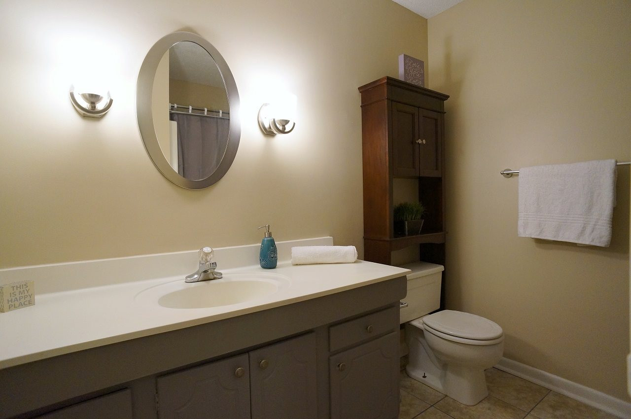 618 Pine Ridge Place, Unit 618 Raleigh, NC 27609 - Photo 16 of 20 Photo 17