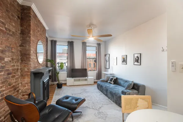 $2,600 | 315 Pavonia Avenue, Unit 7, Jersey City, NJ 07302
