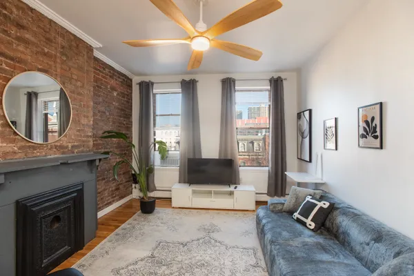 $2,600 | 315 Pavonia Avenue, Unit 7, Jersey City, NJ 07302