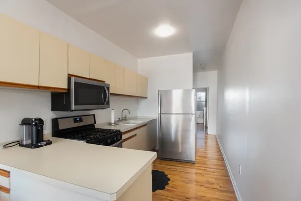 $2,600 | 315 Pavonia Avenue, Unit 7, Jersey City, NJ 07302
