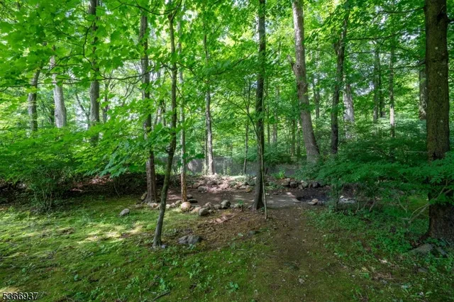 $725,000 | 9 Jessica Court, Lake Hopatcong, NJ 07849