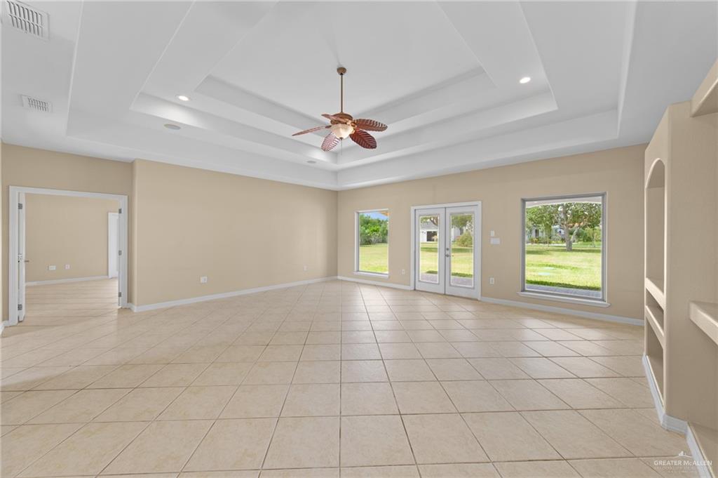 112 Madelyn Rose Bayview, TX 78566 - Photo 14 of 41 a view of an empty room with a window