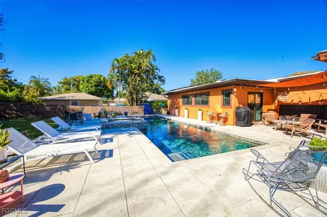 $449,000 | 1624 Hanson Street, Fort Myers, FL 33901