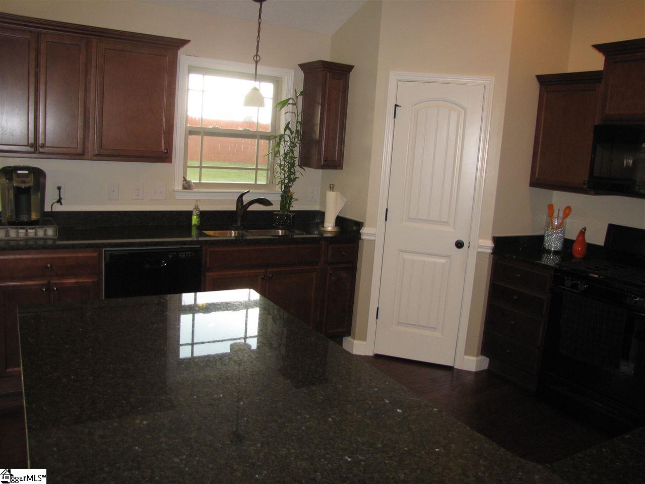 308 Meadowmoor Road Greer, SC 29651 - Photo 8 of 36 Gallery Image 8
