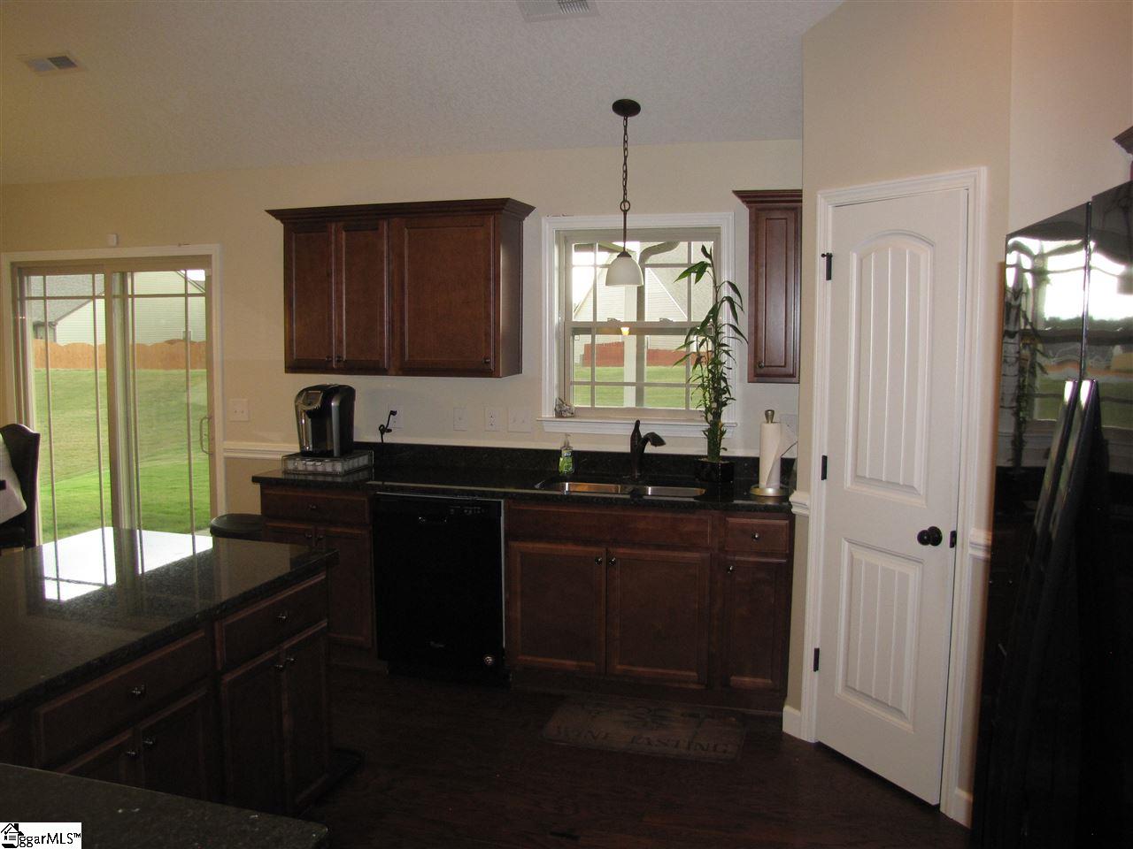 308 Meadowmoor Road Greer, SC 29651 - Photo 9 of 36 Gallery Image 9