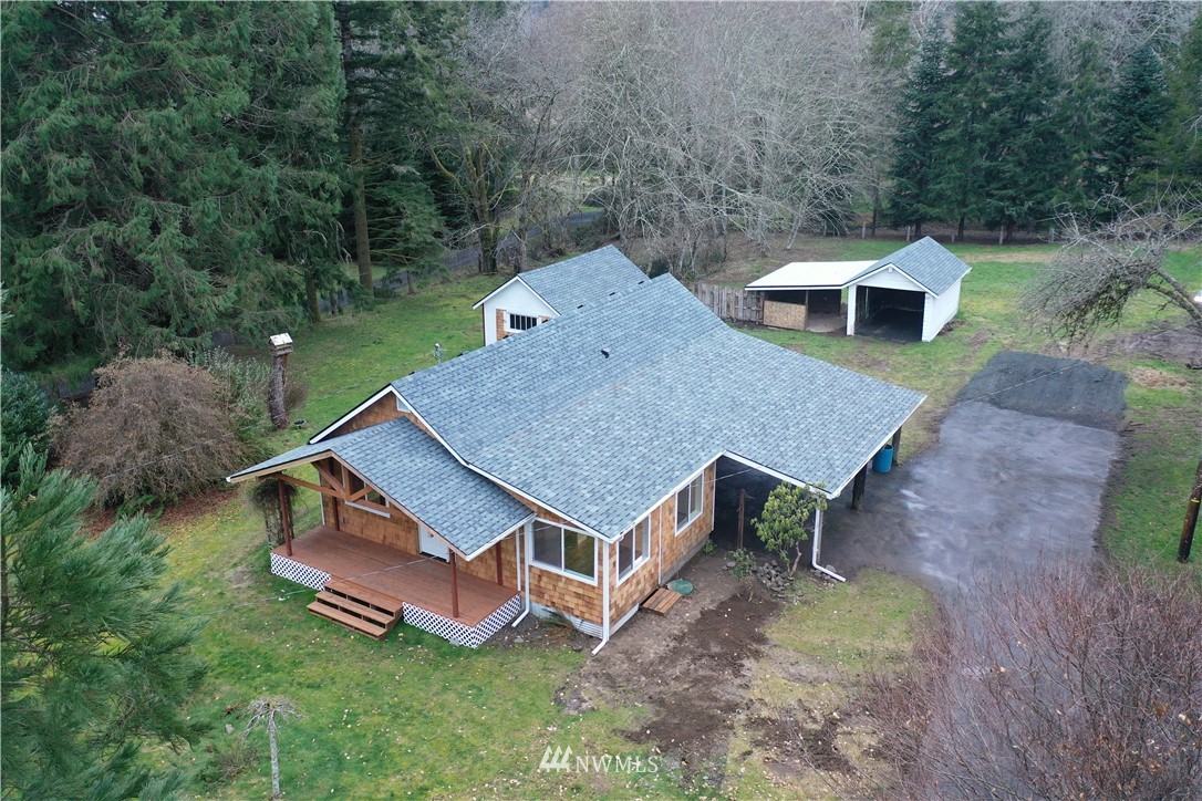 997 Elochoman Valley Road Cathlamet, WA 98612 - Photo 1 of 40 Gallery Image 1