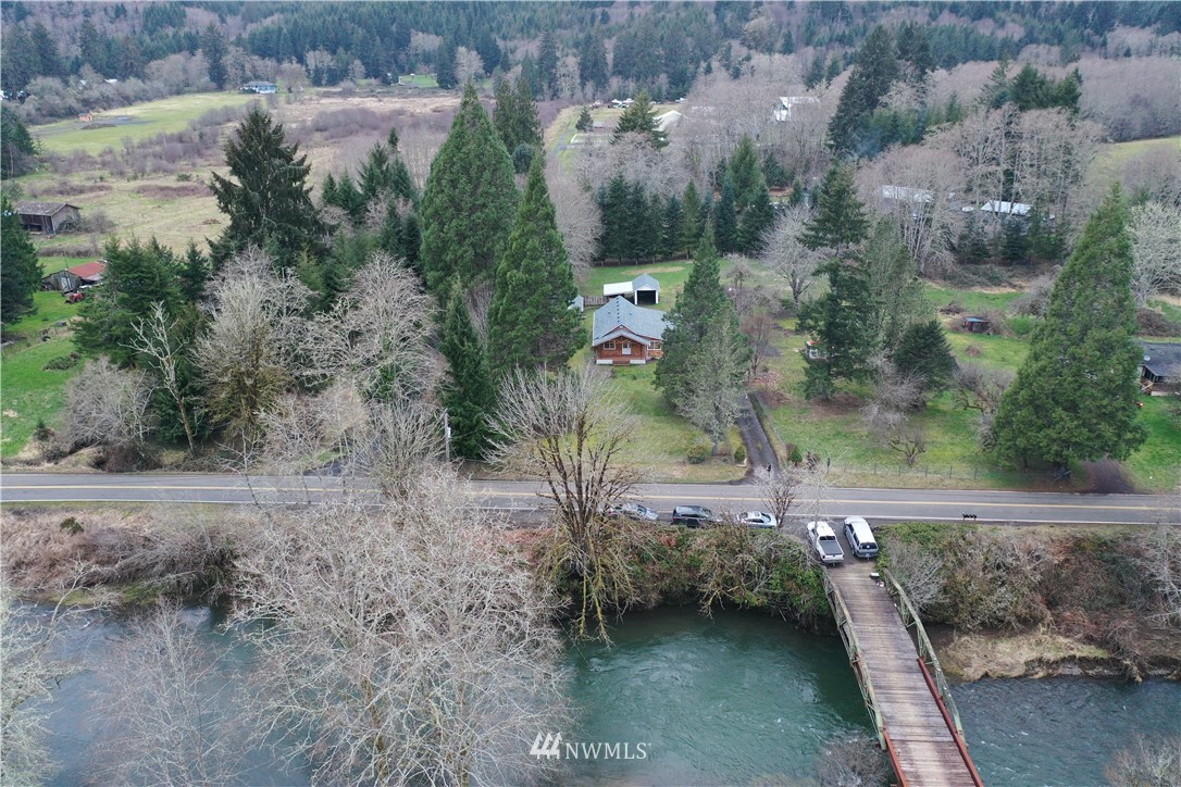 997 Elochoman Valley Road Cathlamet, WA 98612 - Photo 4 of 40 Gallery Image 4