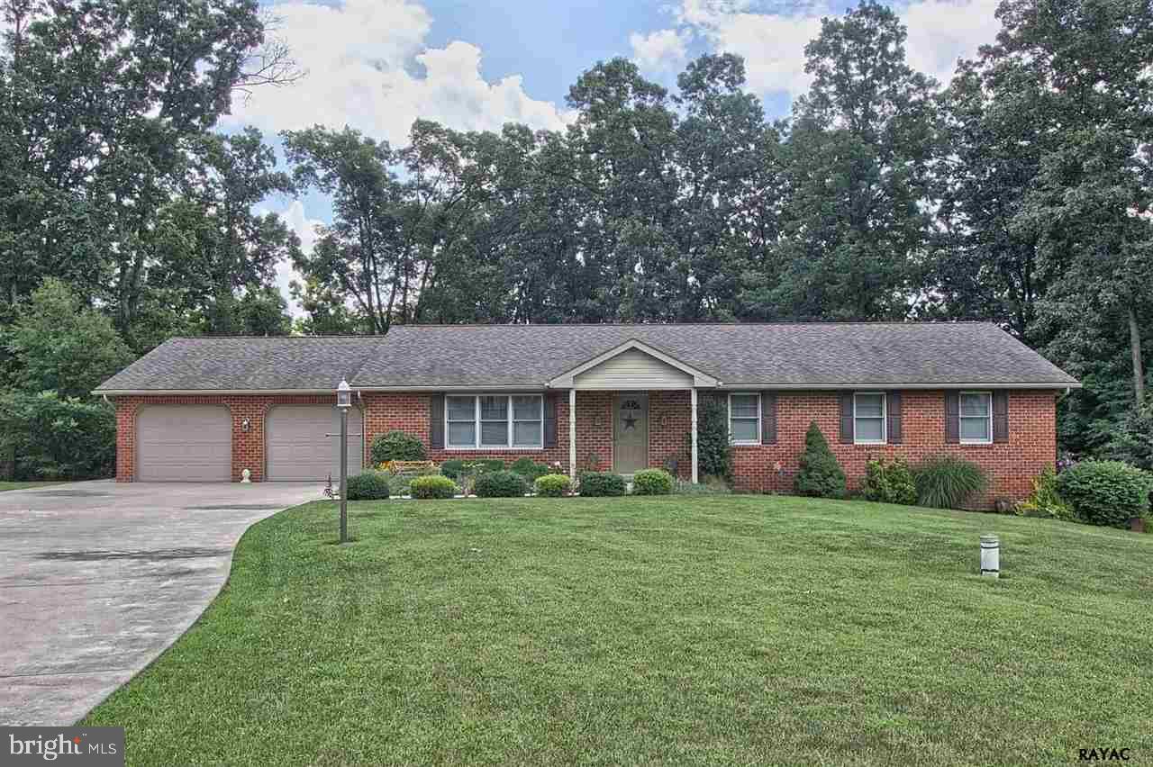 112 Chelsea Way York, PA 17406 - Photo 1 of 26 Gallery Image 1