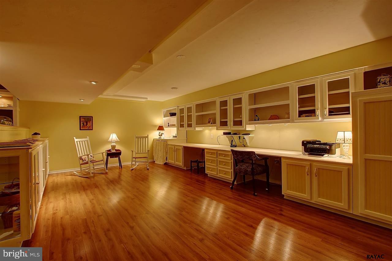 112 Chelsea Way York, PA 17406 - Photo 19 of 26 Gallery Image 19