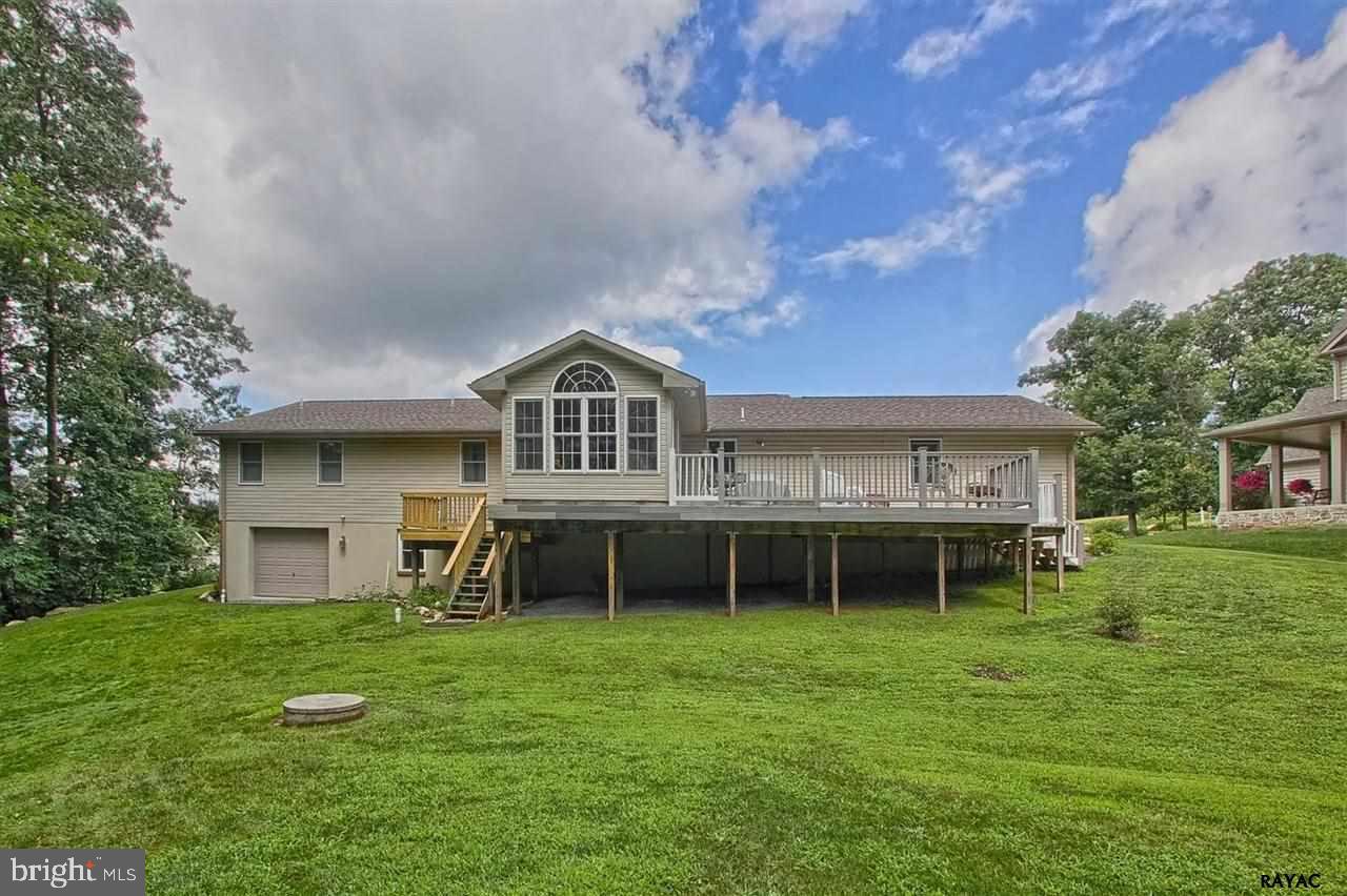112 Chelsea Way York, PA 17406 - Photo 24 of 26 Gallery Image 24