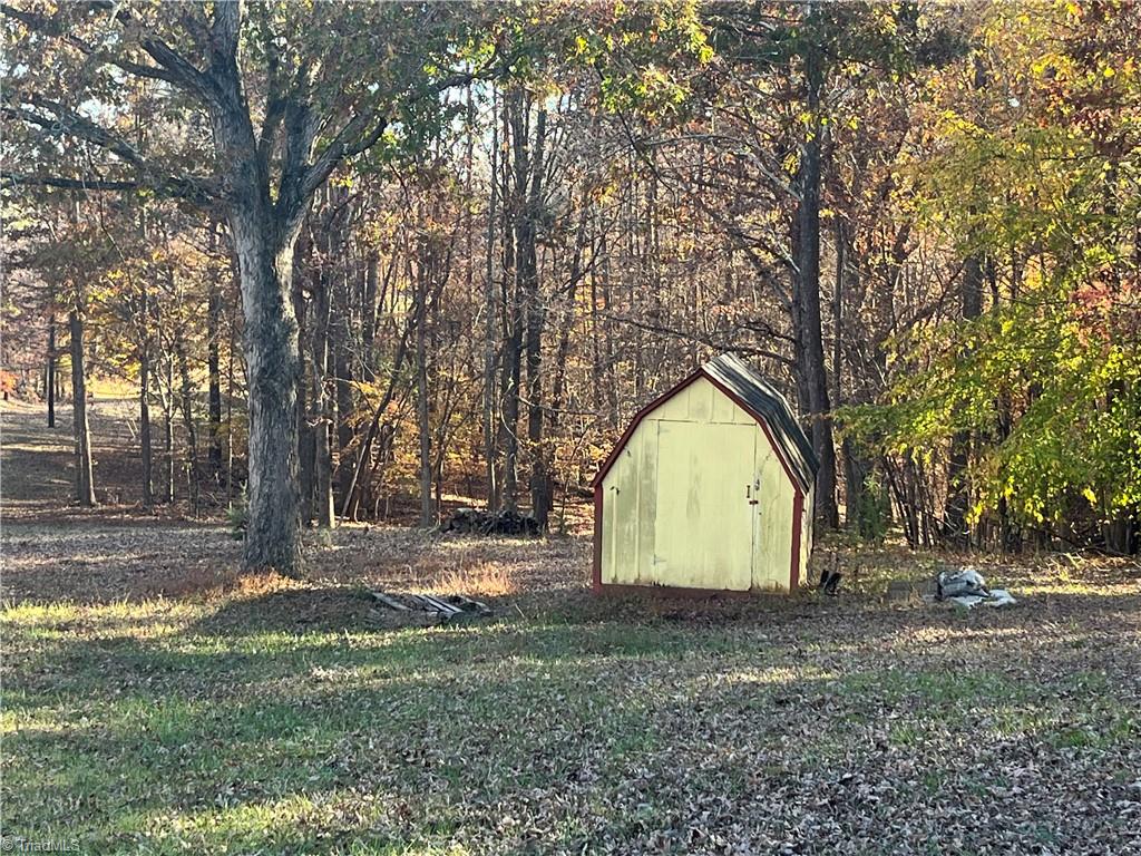 772 Dairy Road Reidsville, NC 27320 - Photo 3 of 16