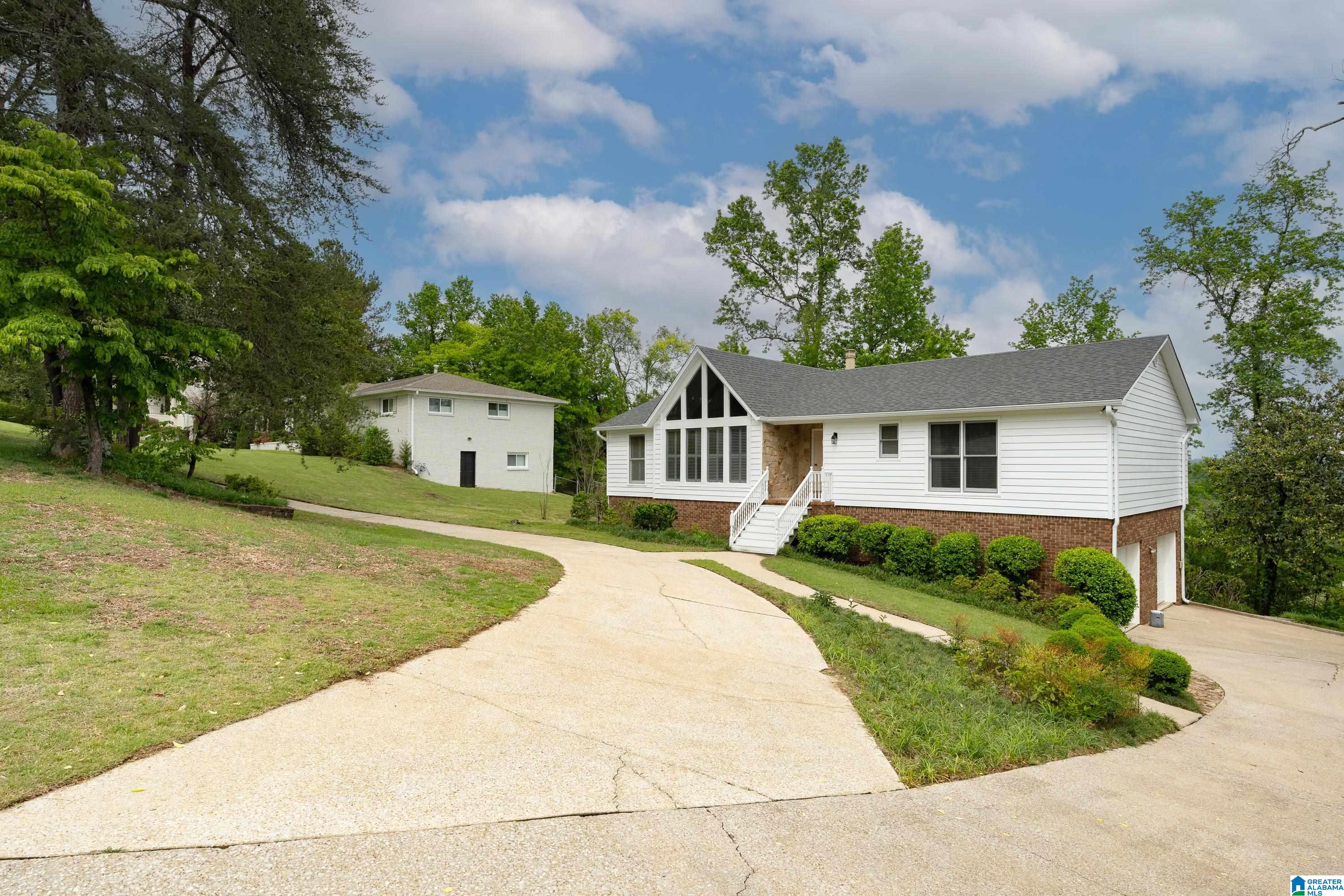 733 Rockbridge Road Birmingham, AL 35216 - Photo 3 of 35