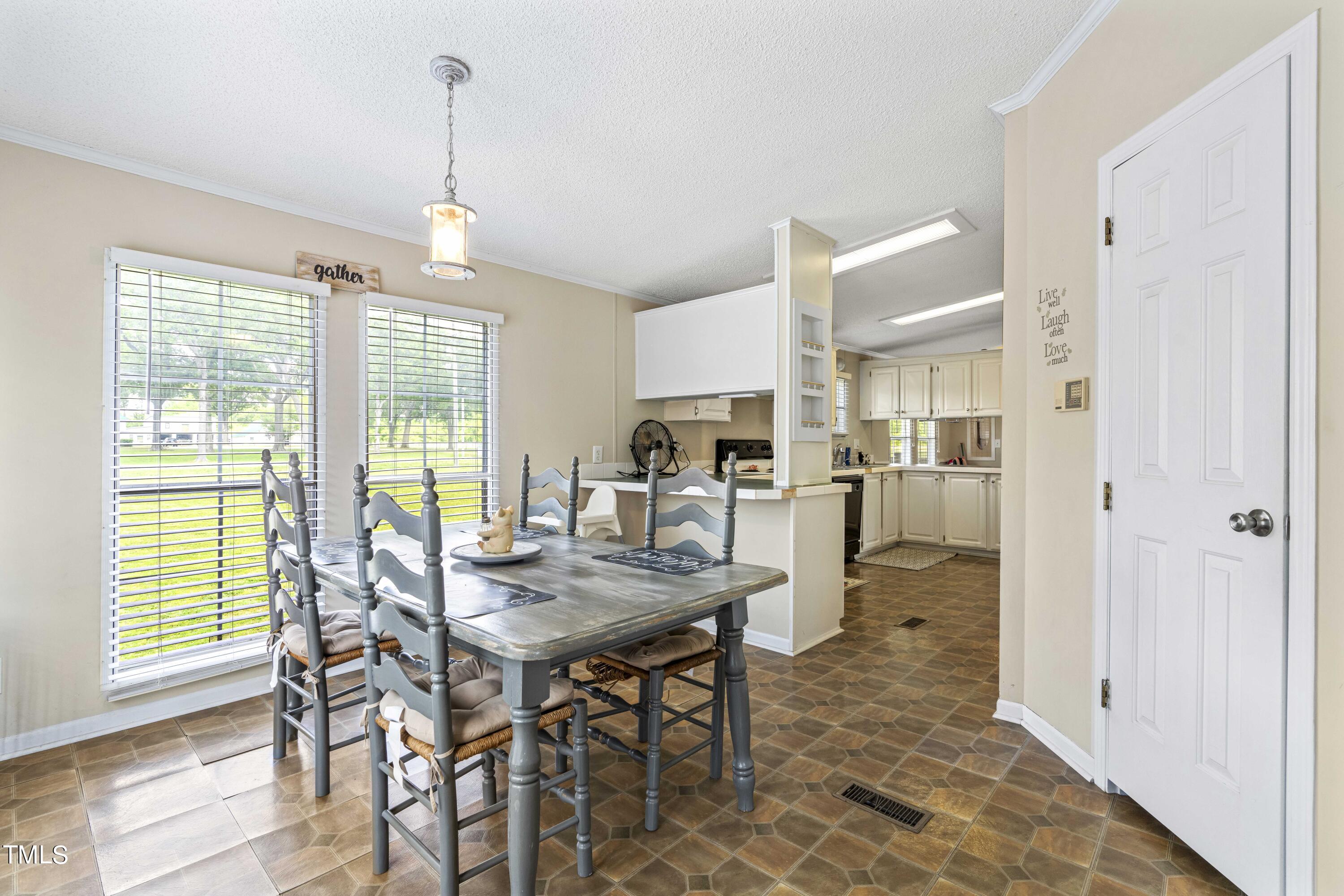 5200 Brogden Road Smithfield, NC 27577 - Photo 12 of 29 5200 Brogden Dining & Kitchen