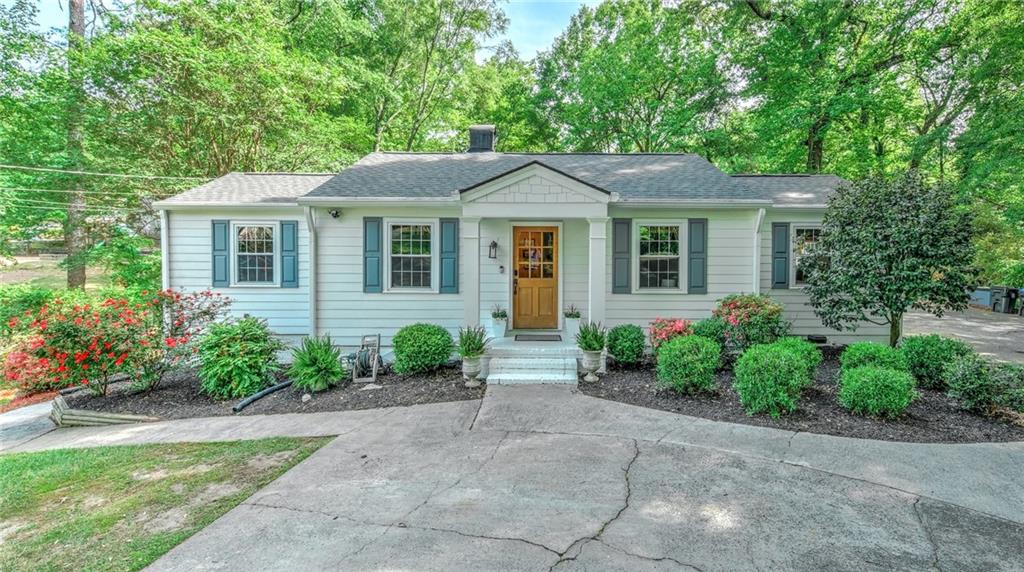 1851 Hickory Road Atlanta, GA 30341 - Photo 3 of 45