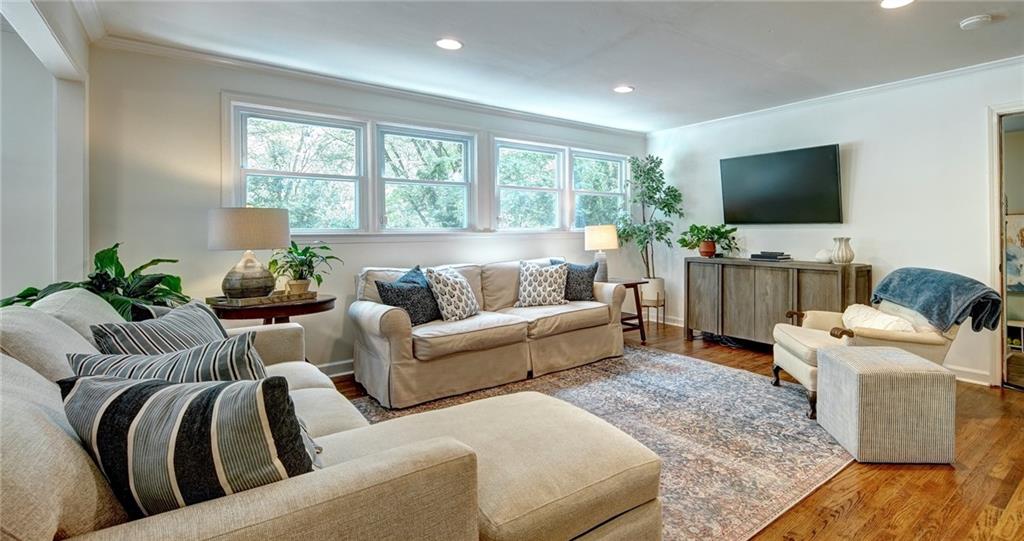 1851 Hickory Road Atlanta, GA 30341 - Photo 9 of 45