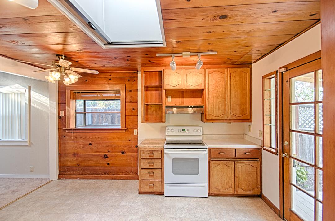 95 Green Valley Road Scotts Valley, CA 95066 - Photo 8 of 22 Gallery Image 8