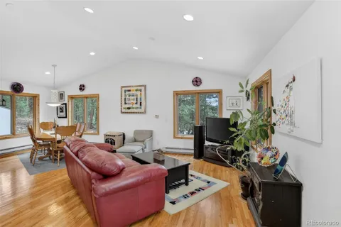 $925,000 | 6343 South Betty Lane, Evergreen, CO 80439