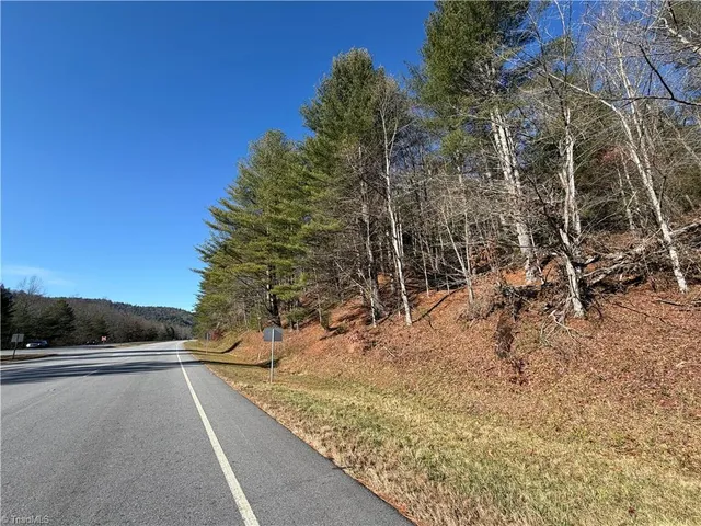 $535,000 | 421 West Purlear Nc 28665, Deep Gap, NC 28618