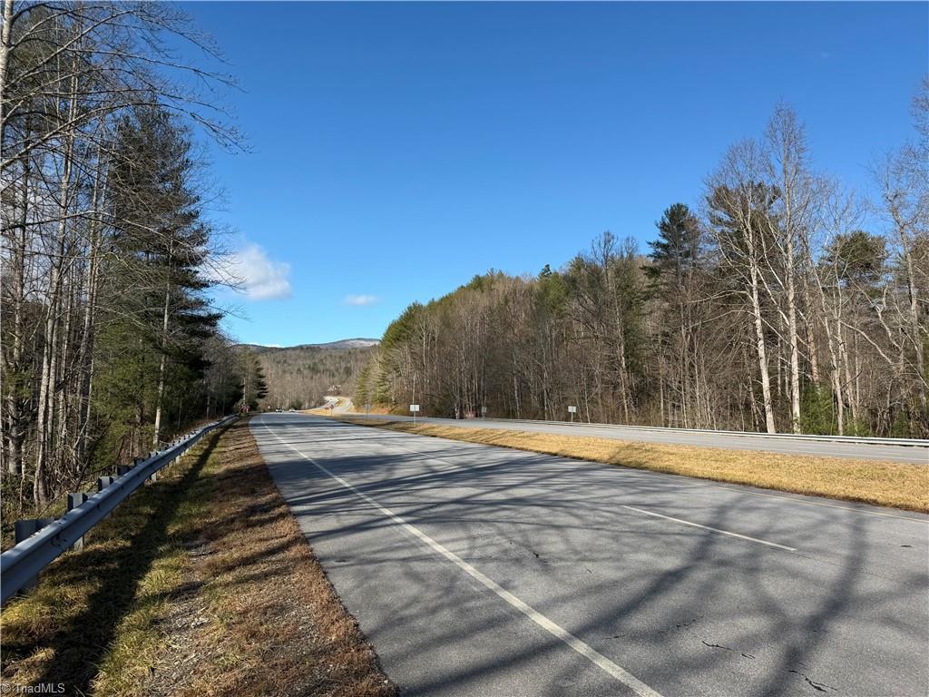 421 West Purlear Nc 28665 Deep Gap, NC 28618 - Photo 4 of 42
