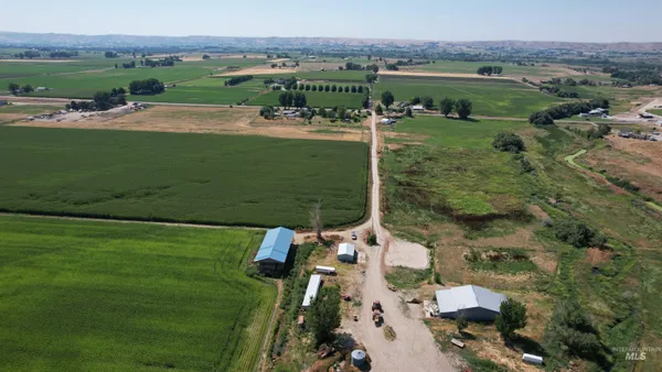 $2,000,000 | 5448 West Black Canyon Highway, Emmett, ID 83617