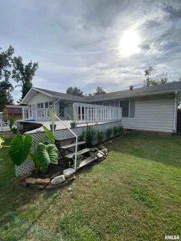 $129,000 | 1200 Academy Street, Eldorado, IL 62930