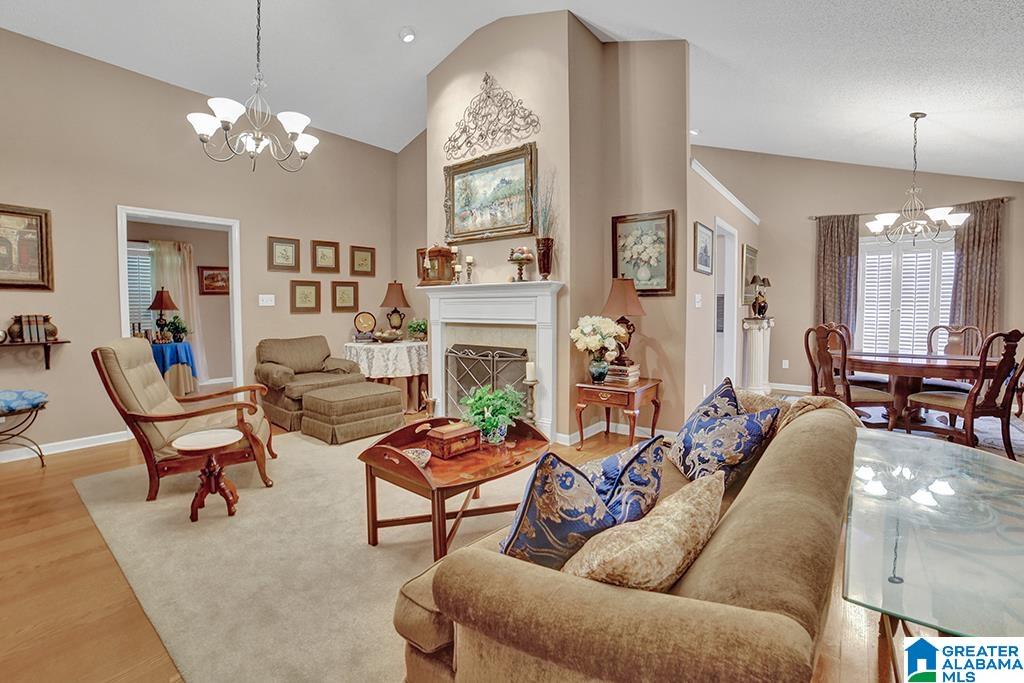 109 Summer Crest Alabaster, AL 35007 - Photo 2 of 24