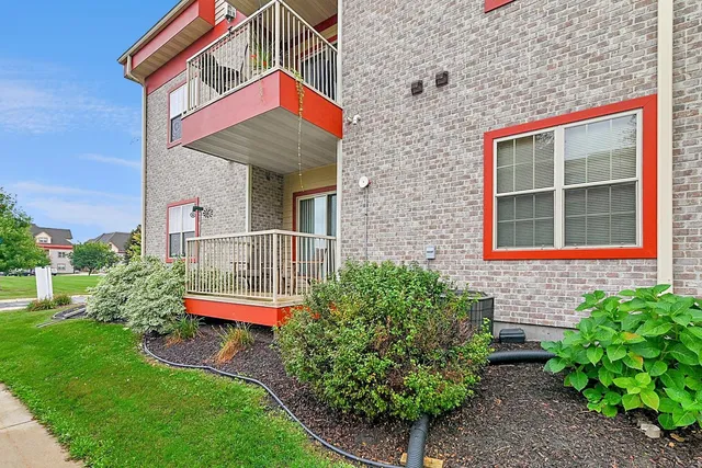 $185,000 | 955 Liberty Boulevard, Unit 103, Sun Prairie, WI 53590