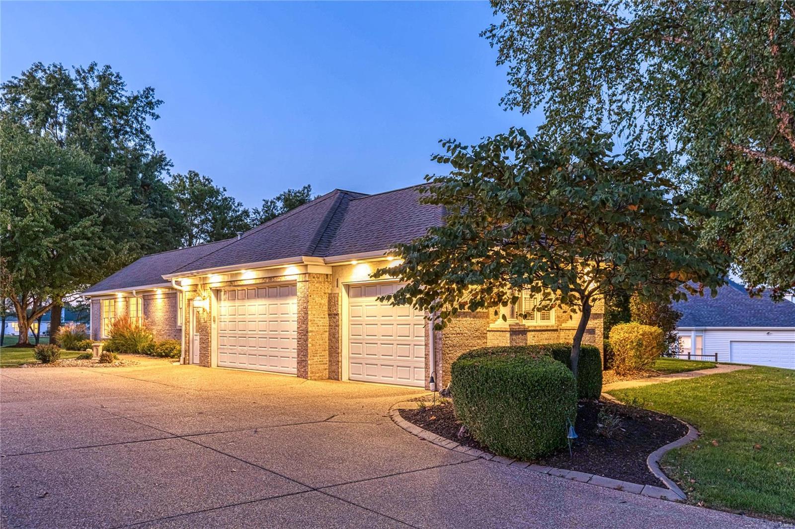 561 Malinmor Drive Weldon Spring, MO 63304 - Photo 5 of 54