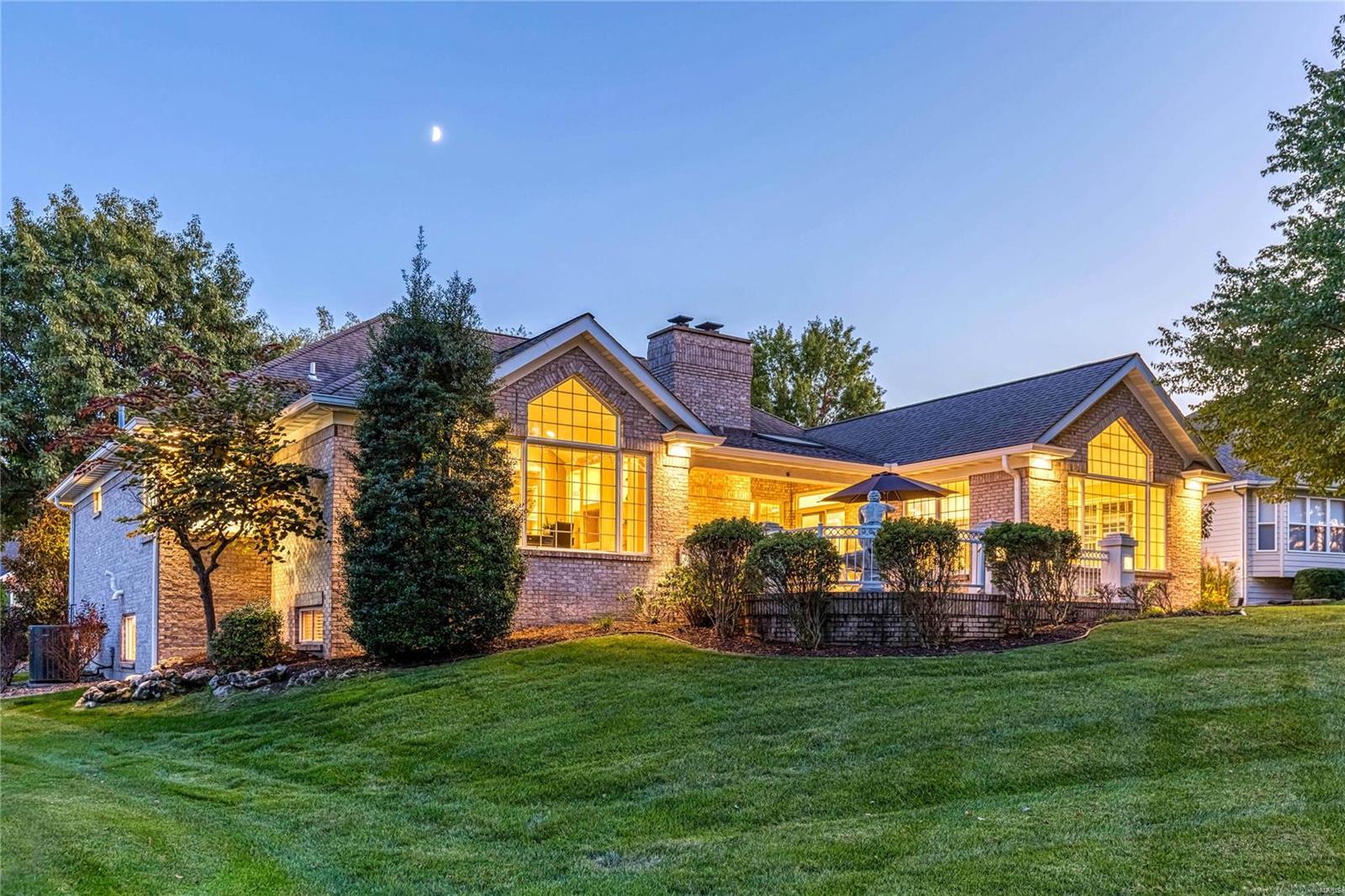 561 Malinmor Drive Weldon Spring, MO 63304 - Photo 8 of 54