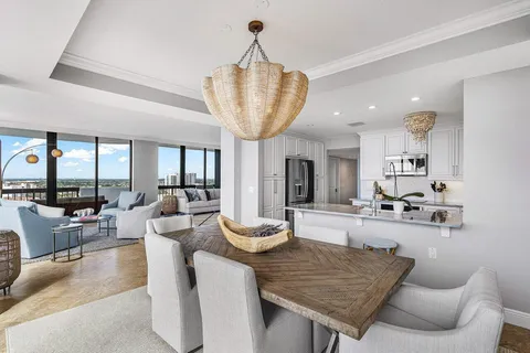 $1,200,000 | 108 Lakeshore Drive, Unit 38PH, North Palm Beach, FL 33408