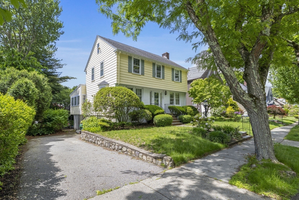 102 Oakdale Road Newton, MA 02461 - Photo 17 of 21 Gallery Image 17