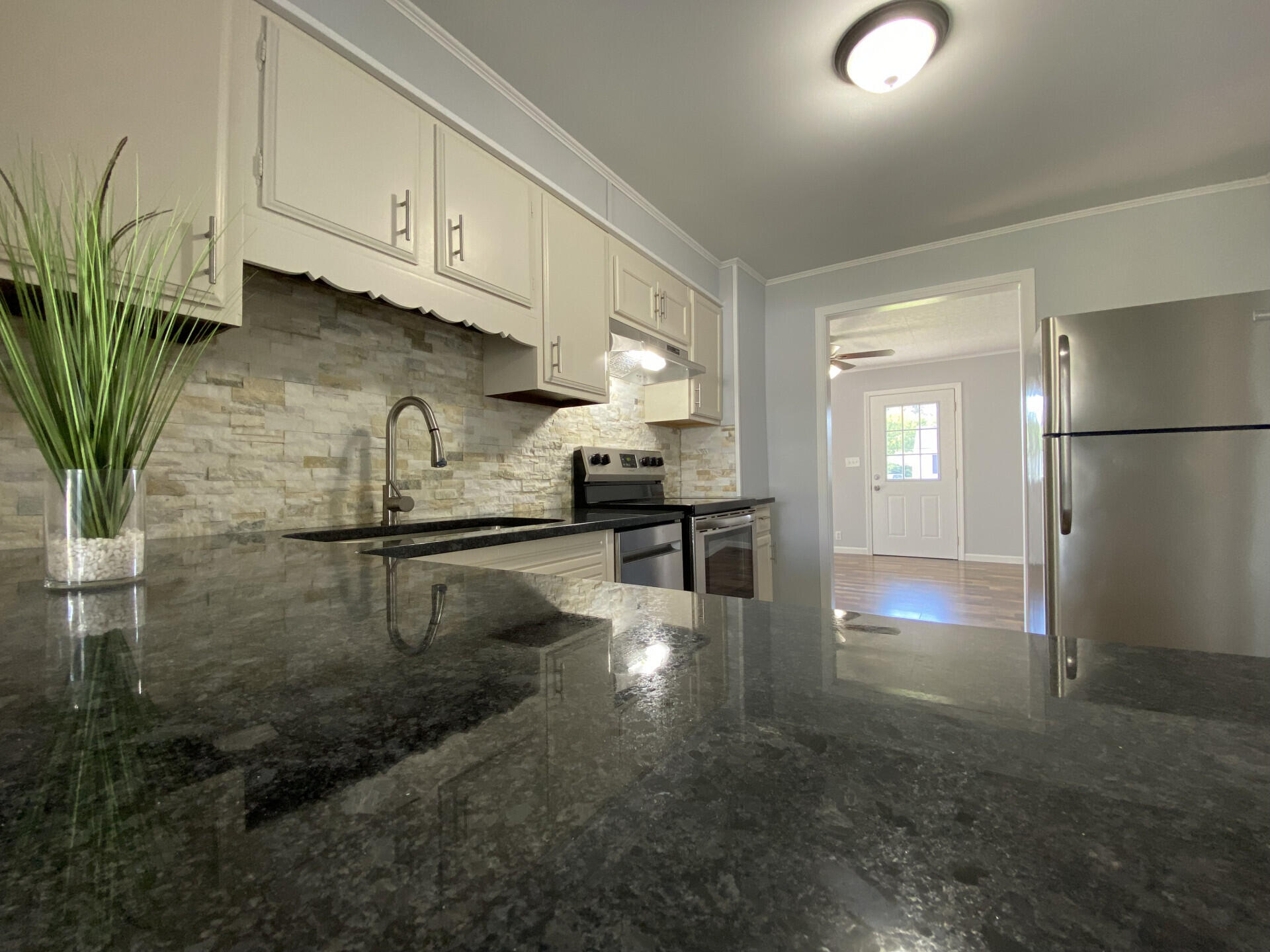 1552 Kings Road Kingsport, TN 37664 - Photo 7 of 24 1552KingsRd_35403_7