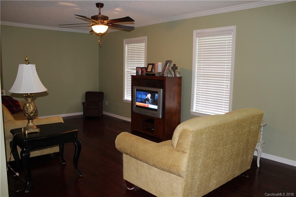 625 Shoal Road Lincolnton, NC 28092 - Photo 4 of 21 Gallery Image 4