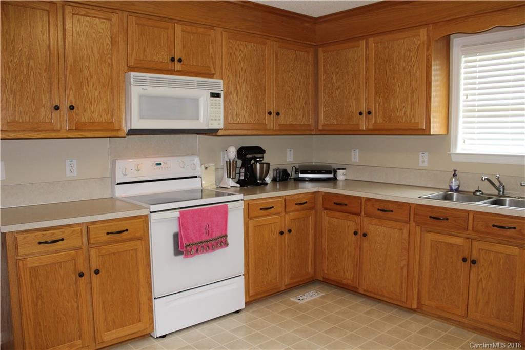 625 Shoal Road Lincolnton, NC 28092 - Photo 6 of 21 Gallery Image 6