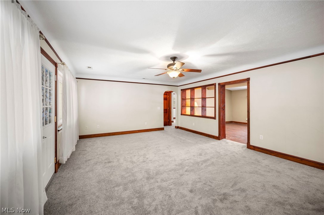 8224 Dartmoor Road Mentor, OH 44060 - Photo 5 of 28
