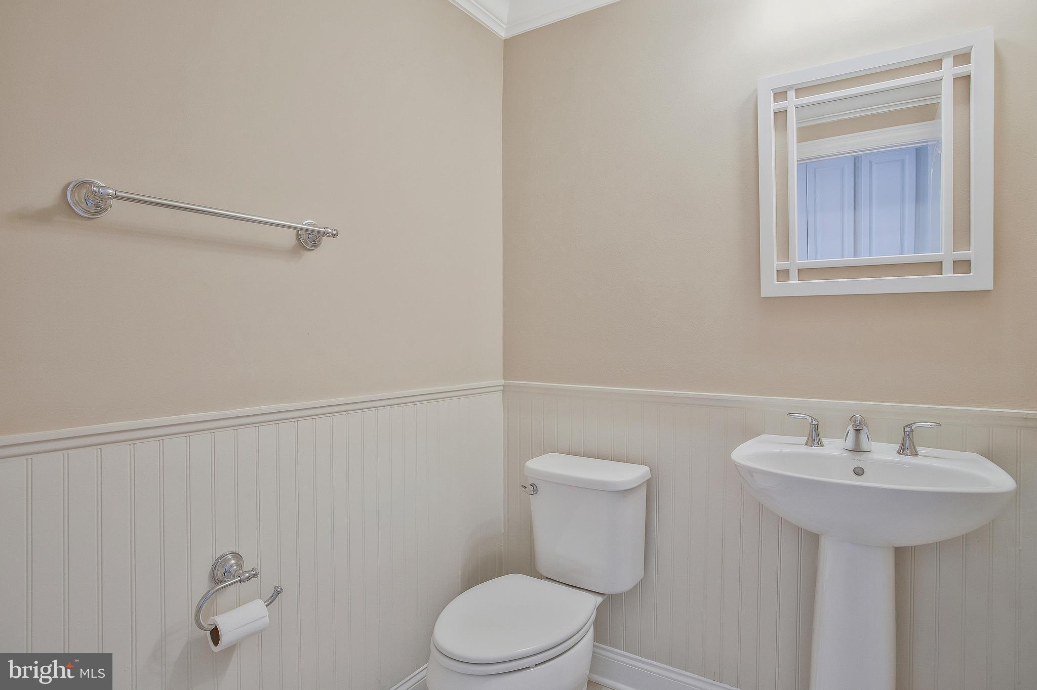 7691 Elmcrest Road Hanover, MD 21076 - Photo 11 of 46