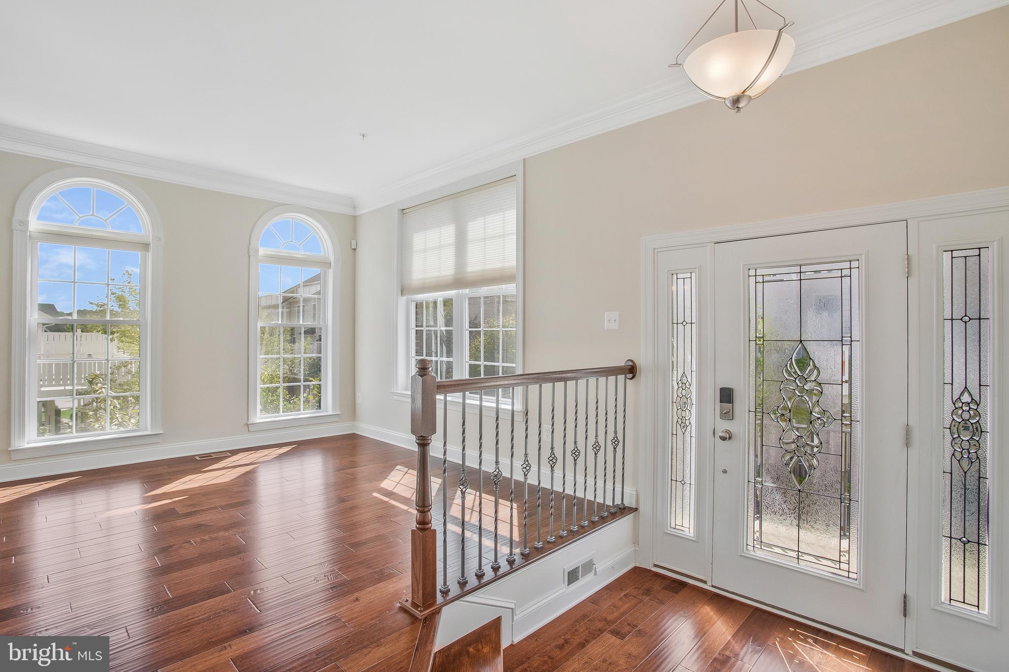 7691 Elmcrest Road Hanover, MD 21076 - Photo 6 of 46
