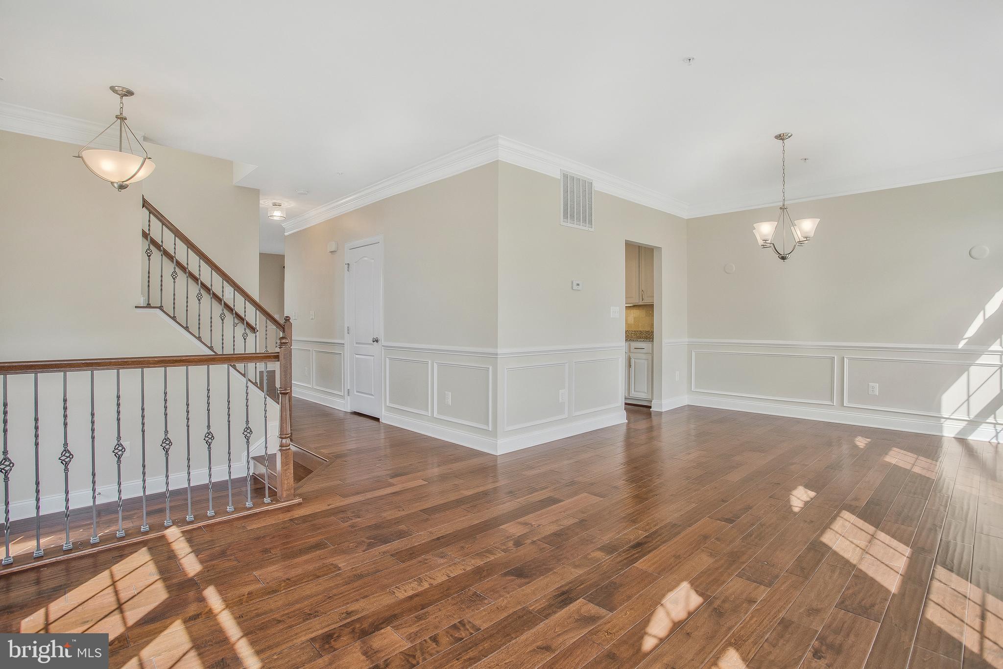 7691 Elmcrest Road Hanover, MD 21076 - Photo 8 of 46
