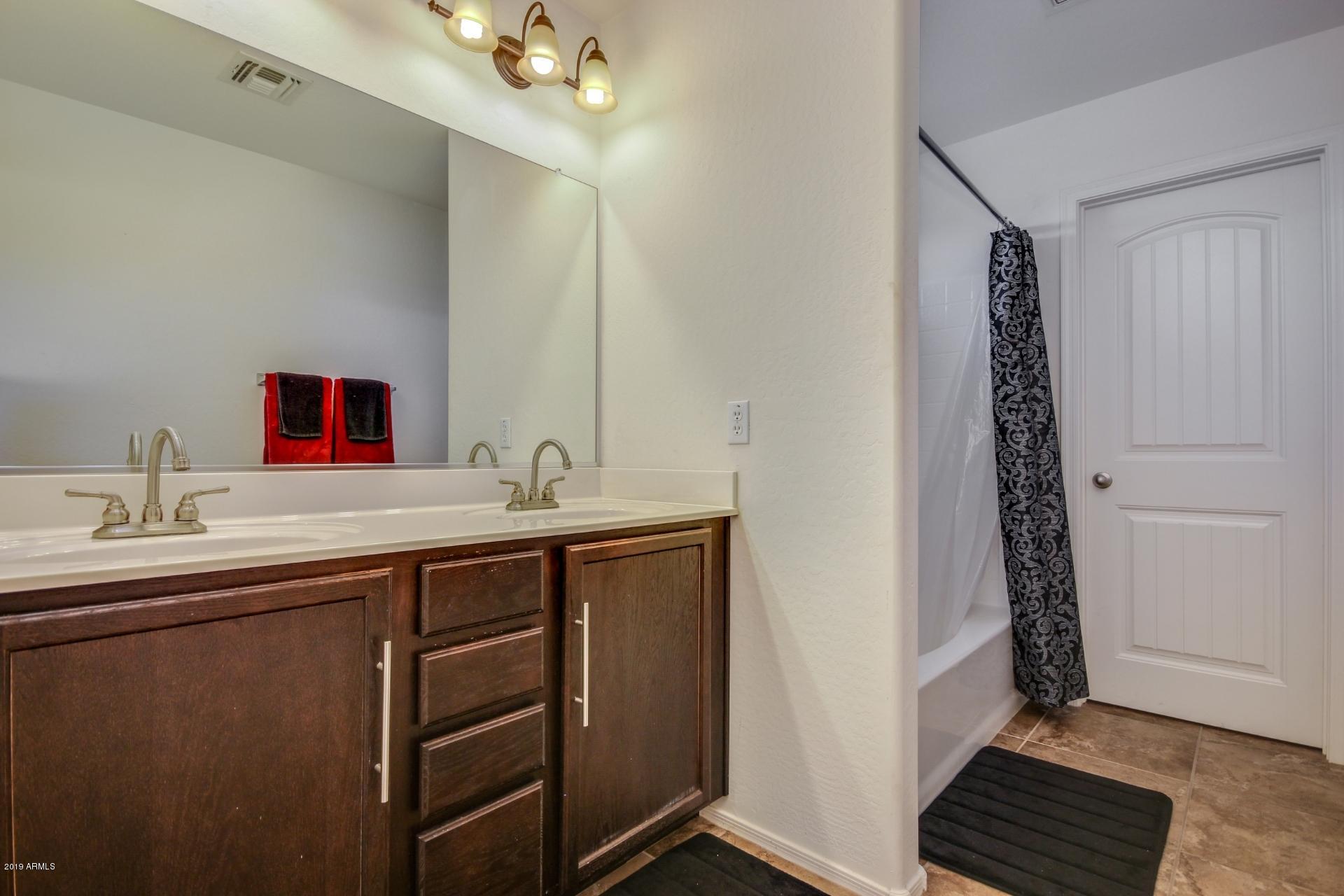 10225 West Camelback Road, Unit 28 Phoenix, AZ 85037 - Photo 17 of 22 0017-Camelback (17)