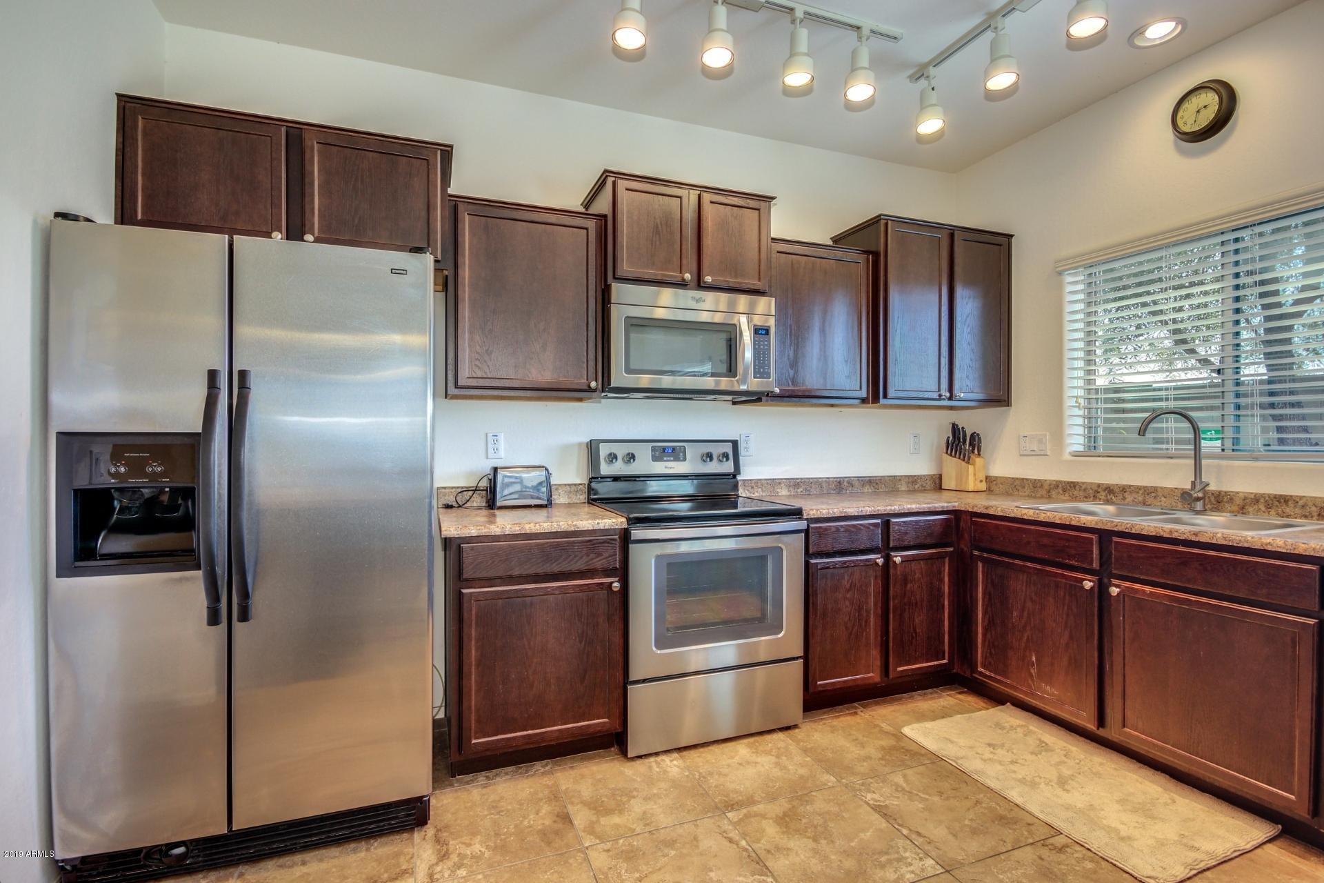 10225 West Camelback Road, Unit 28 Phoenix, AZ 85037 - Photo 7 of 22 0007-Camelback (7)