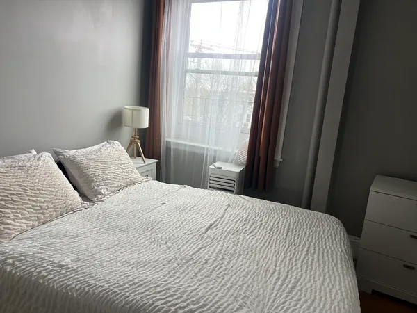 $2,600 | 267 Washington Avenue, Unit 5, Winthrop, MA 02152