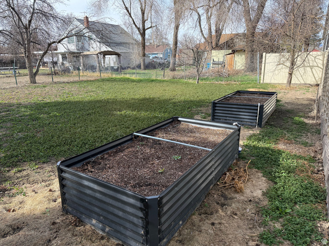 362 East 9150th Street South Sandy, UT 84070 - Photo 20 of 41 View of yard with a garden
